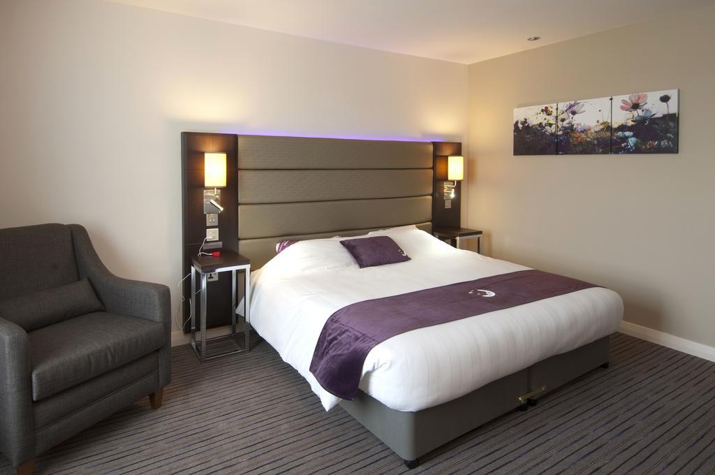 Premier Inn London Wimbledon South Bilik gambar